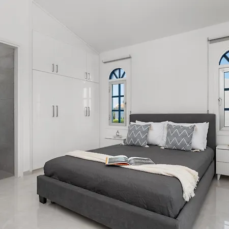 Adamante Luxury By Nomads Villa Peyia