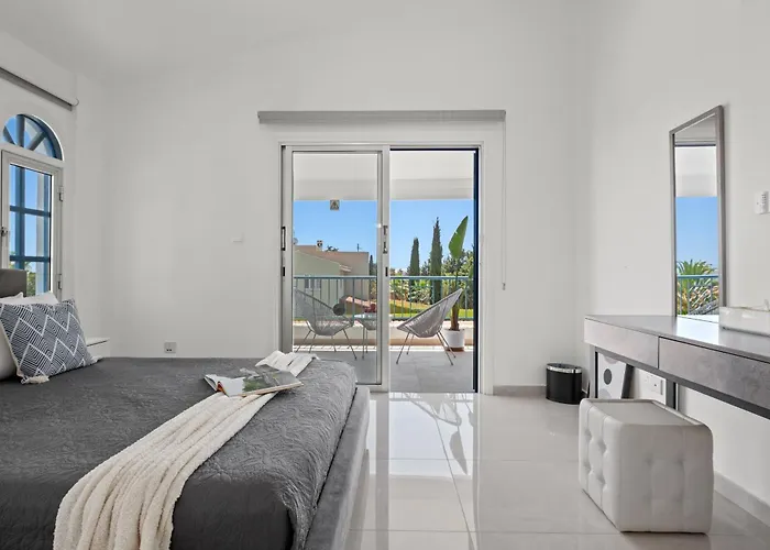 Adamante Luxury By Nomads *