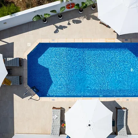 Adamante Luxury By Nomads Villa