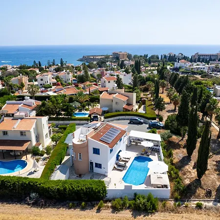 Villa Adamante Luxury By Nomads Pégeia