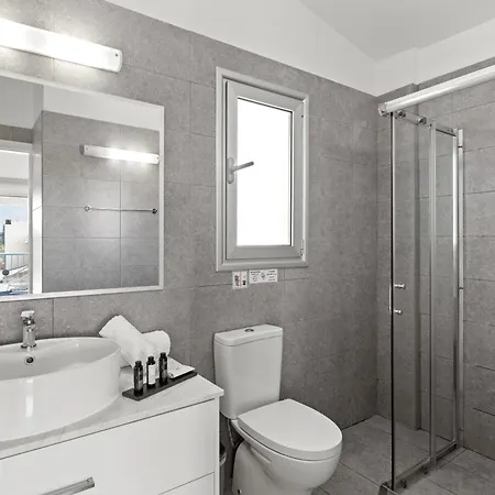 Adamante Luxury By Nomads