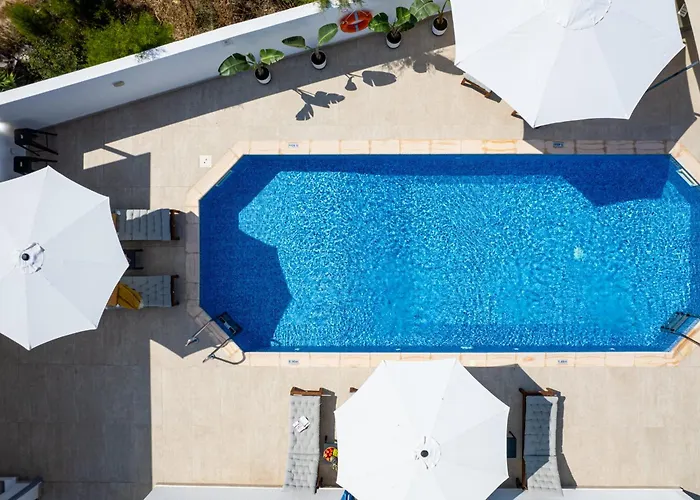 Adamante Luxury By Nomads Villa