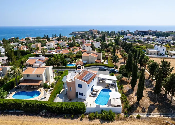 Villa Adamante Luxury By Nomads Peyia