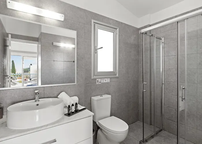 Adamante Luxury By Nomads